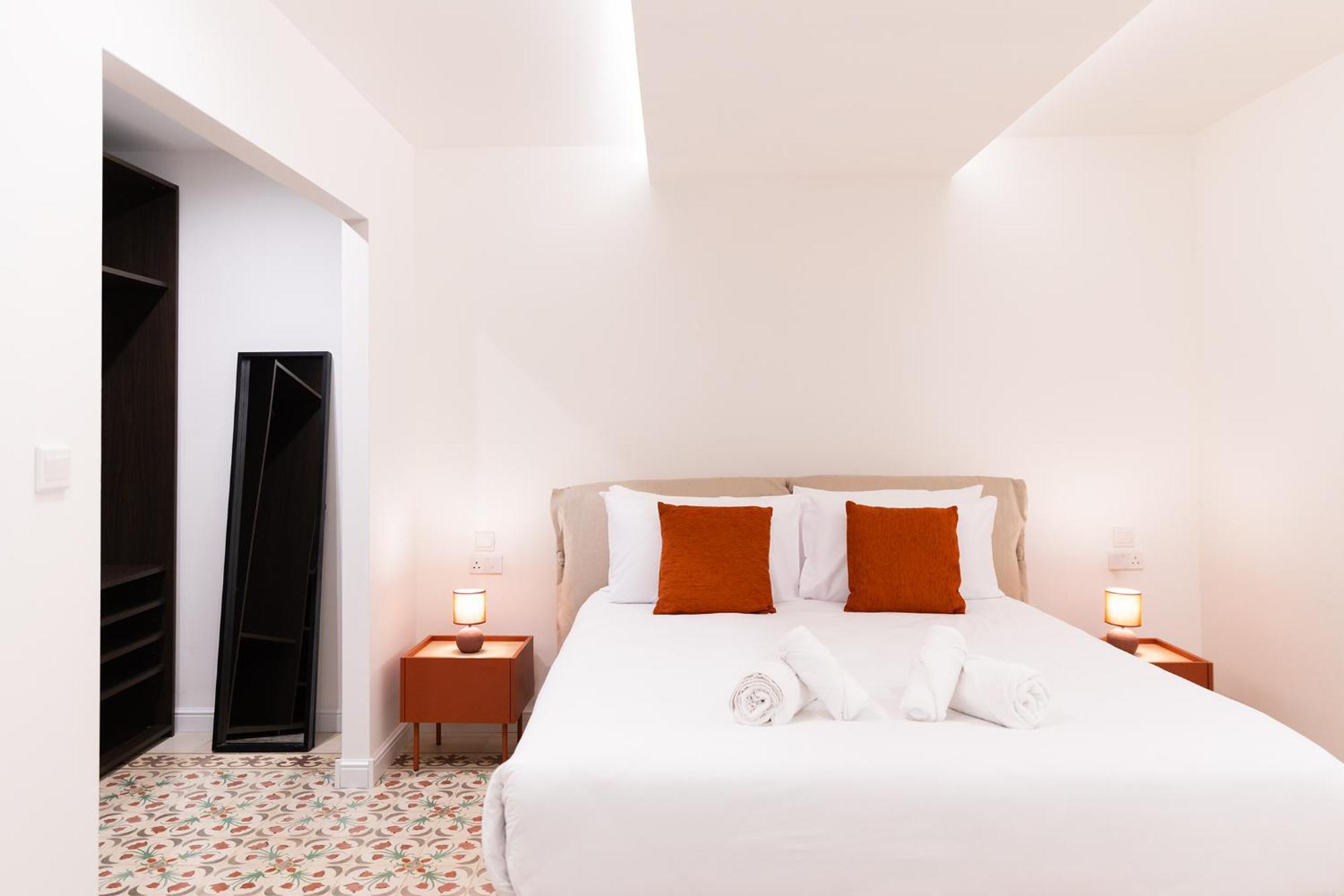 Florette Suite Designer Finish With Stunning Lounge Terrace By Arcobnb Il-Furjana Extérieur photo